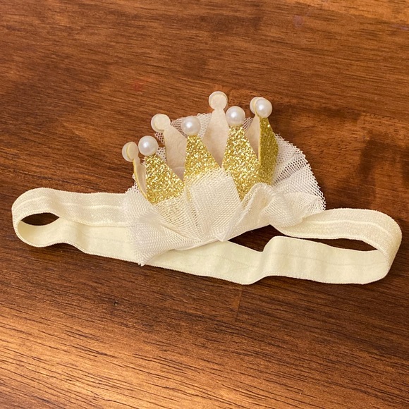 Newborn/Baby Crown Headband Photography Prop - Picture 2 of 3